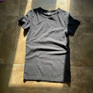 Black gap shirt